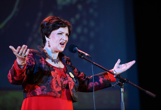 People's Artist of RSFSR Zinaida Kiriyenko celebrates her jubilee