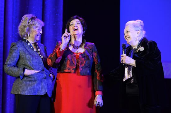 People's Artist of RSFSR Zinaida Kiriyenko celebrates her jubilee