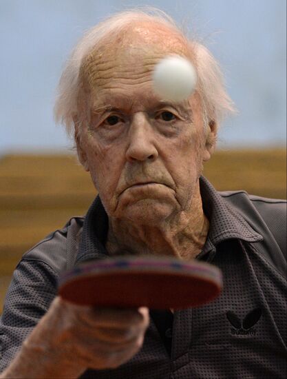 Oldest athlete Alexander Kaptarenko