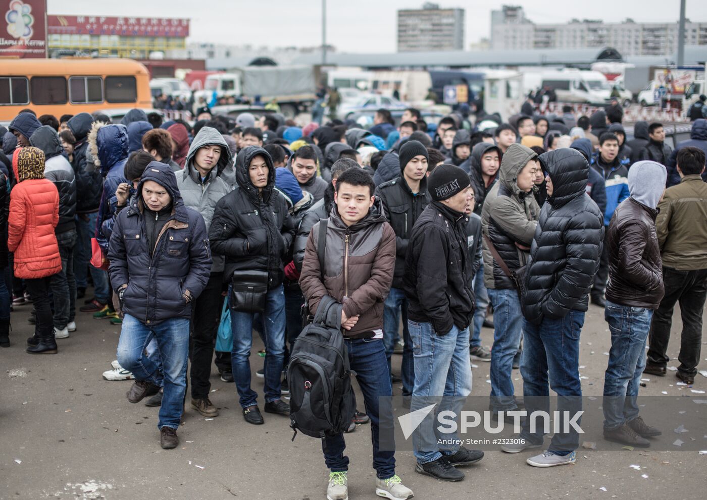 Police conduct immigration checks at Moscow shopping center in Lublino