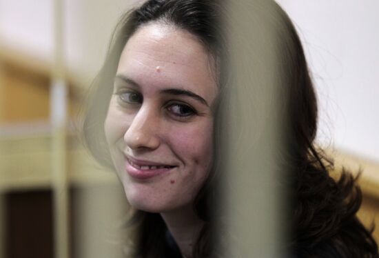 Court holds hearing over Greenpeace activitsts case