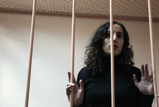 Court holds hearing over Greenpeace activitsts case