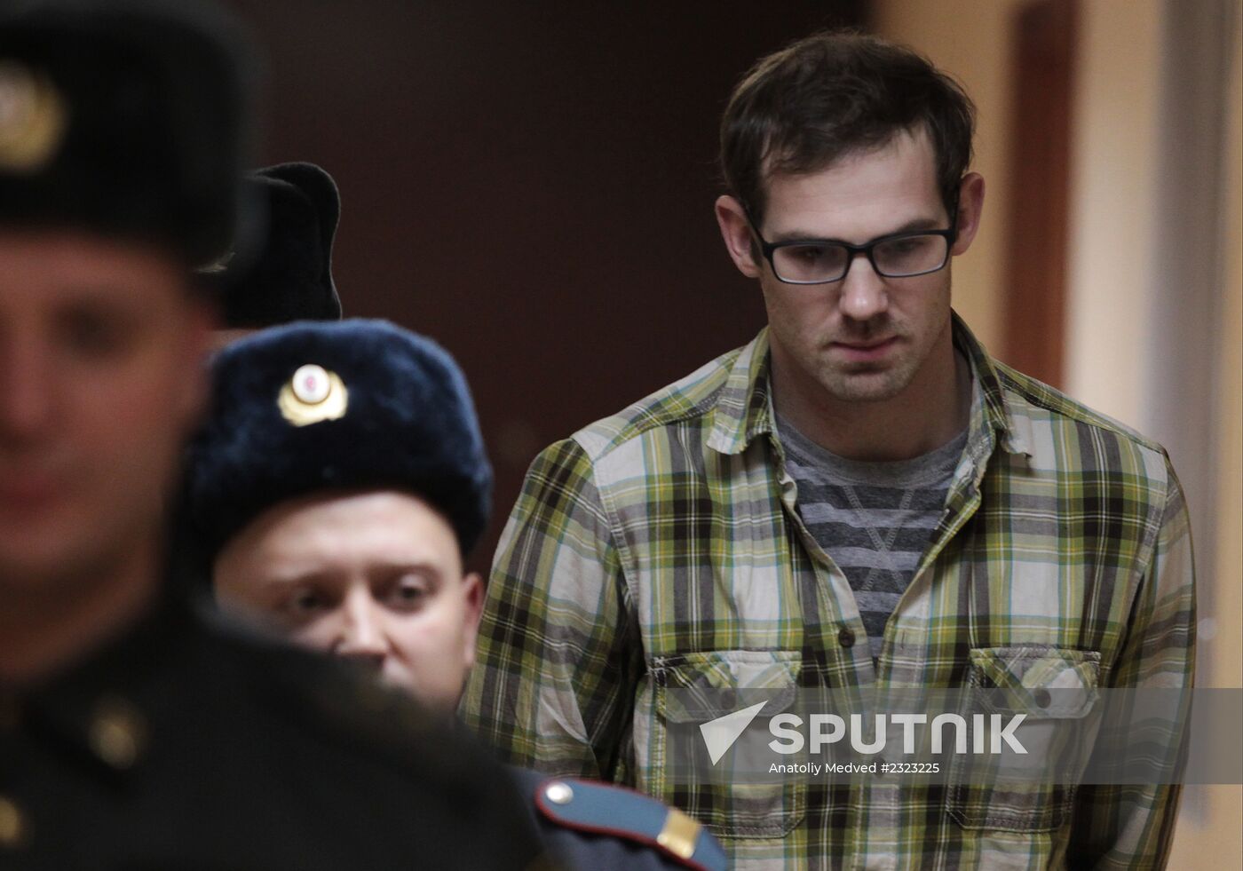 Court holds hearing over Greenpeace activitsts case