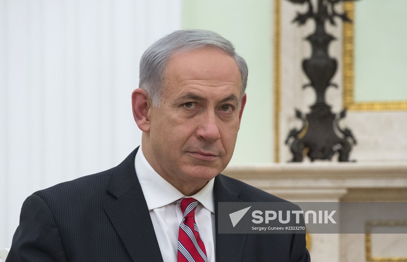 Vladimir Putin meets with Benjamin Netanyahu
