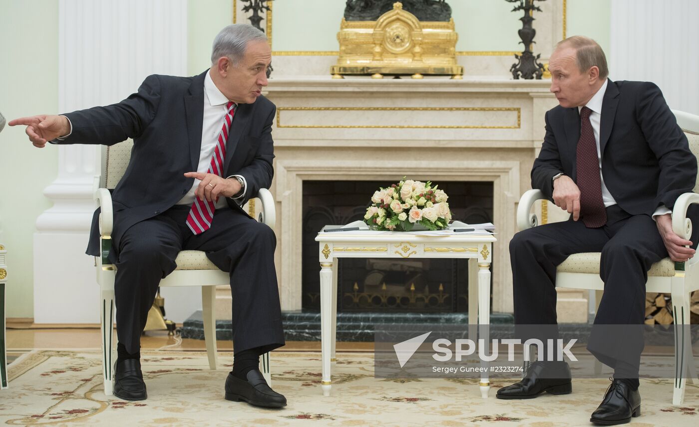Vladimir Putin meets with Benjamin Netanyahu