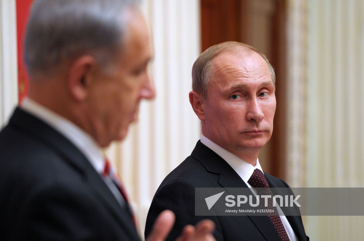 Vladimir Putin meets with Benjamin Netanyahu