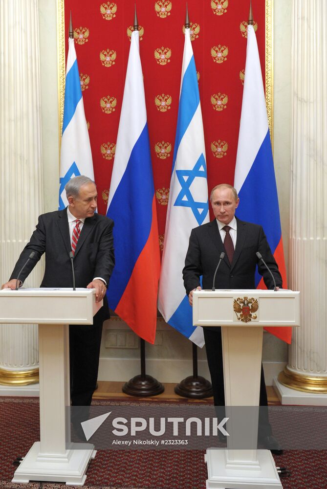 Vladimir Putin meets with Benjamin Netanyahu