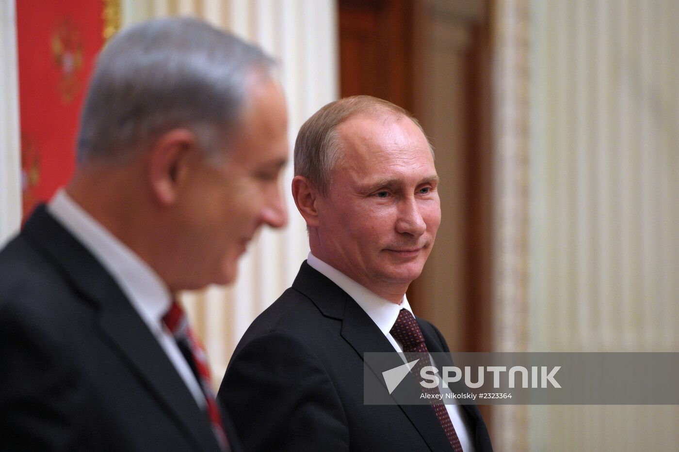 Vladimir Putin meets with Benjamin Netanyahu