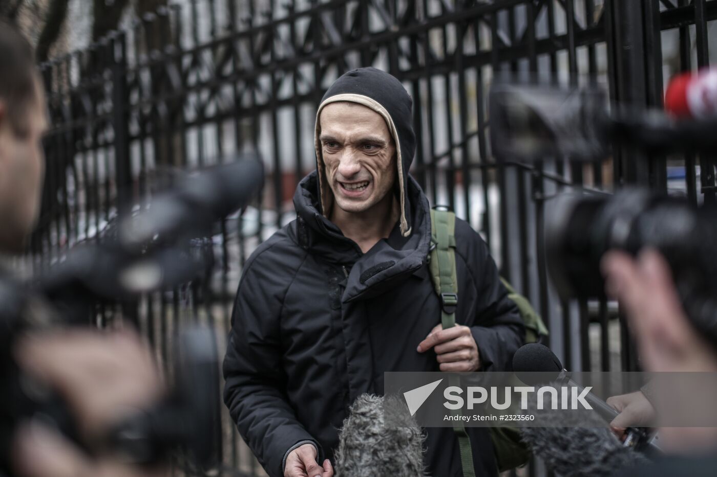 Artist Pyotr Pavlensky summoned to Moscow for questioning
