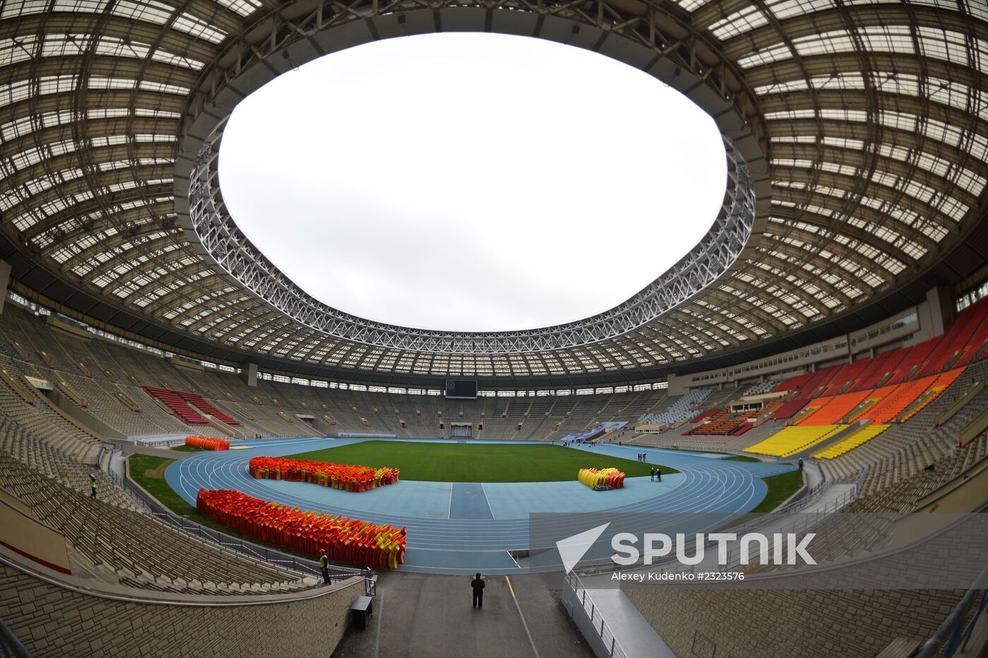Renovation of Luzhniki stadium for 2018 football World Cup
