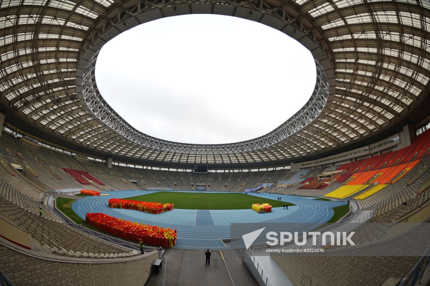 Renovation of Luzhniki stadium for 2018 football World Cup
