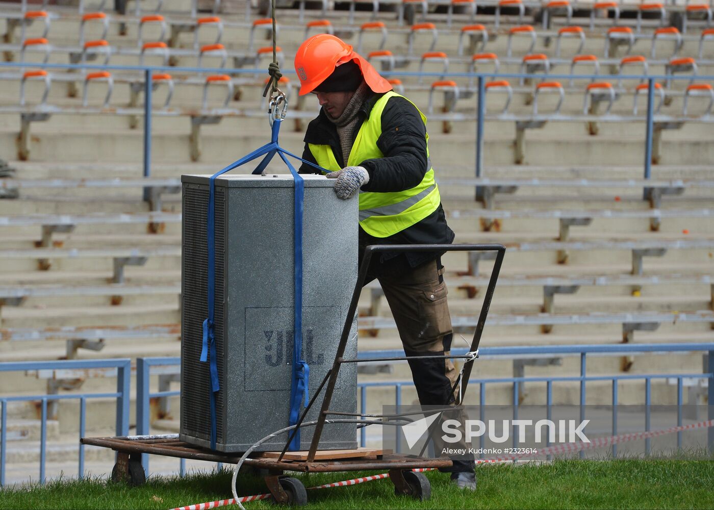 Renovation of Luzhniki stadium for 2018 football World Cup