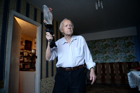 Siberian long-lived man prepares for Sochi 2014 Olympic torch relay