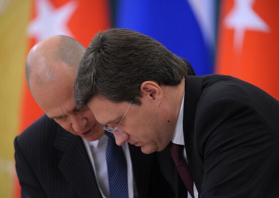 Vladimir Putin meets with Recep Tayyip Erdogan