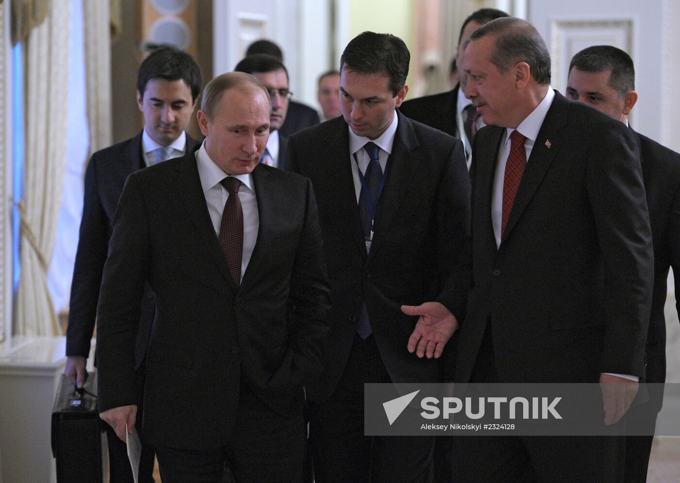 Vladimir Putin meets with Recep Tayyip Erdogan