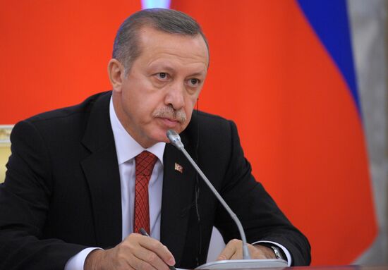 Vladimir Putin meets with Recep Tayyip Erdogan