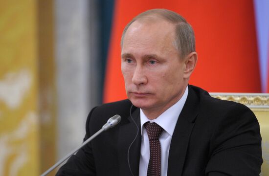 Vladimir Putin meets with Recep Tayyip Erdogan