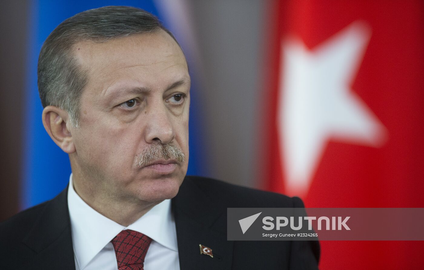 Vladimir Putin meets with Recep Tayyip Erdogan