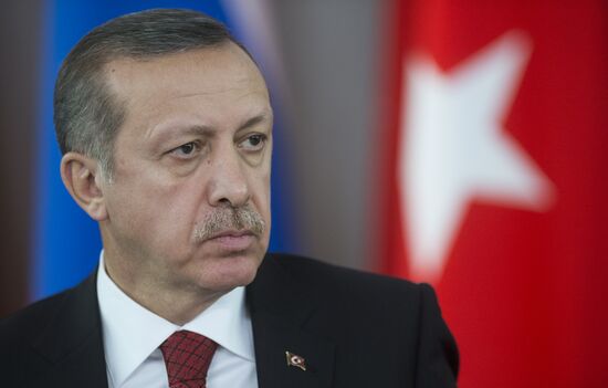 Vladimir Putin meets with Recep Tayyip Erdogan