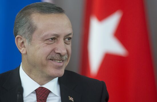 Vladimir Putin meets with Recep Tayyip Erdogan