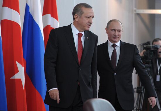 Vladimir Putin meets with Recep Tayyip Erdogan