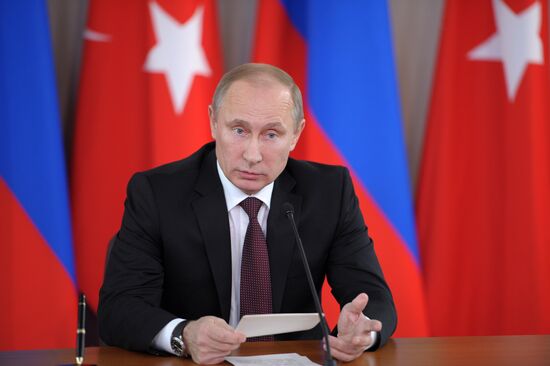 Vladimir Putin meets with Recep Tayyip Erdogan