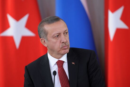 Vladimir Putin meets with Recep Tayyip Erdogan