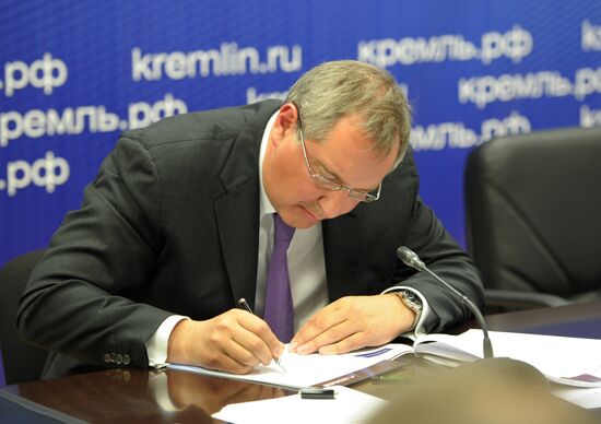 Vladimir Putin's working visit to Northwestern Federal District