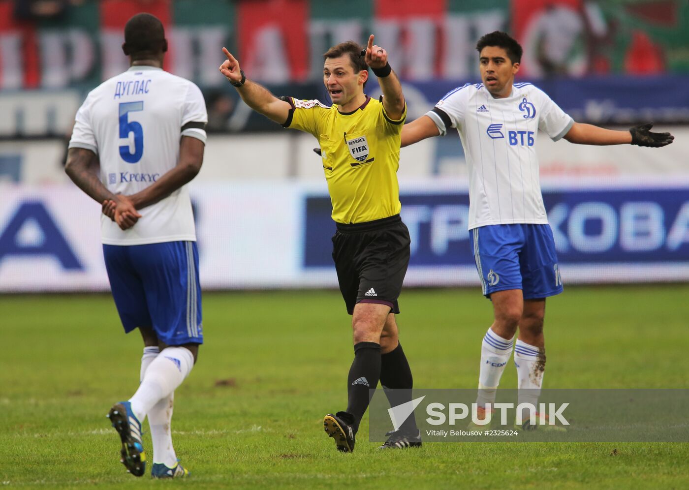 Russian Football Premier League. Lokomotiv vs. Dynamo