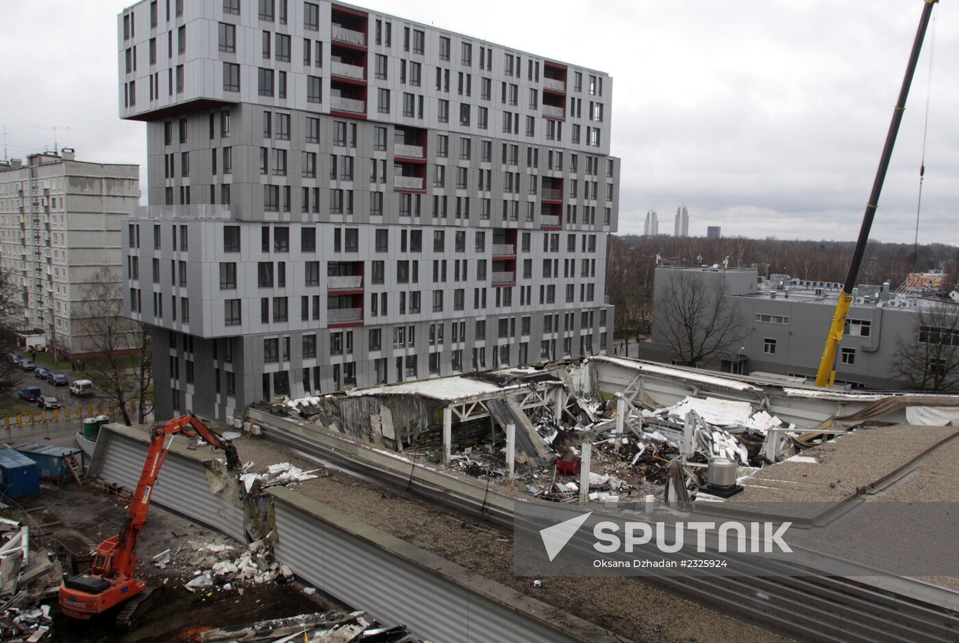 3rd section of supermarket roof collapses in Riga