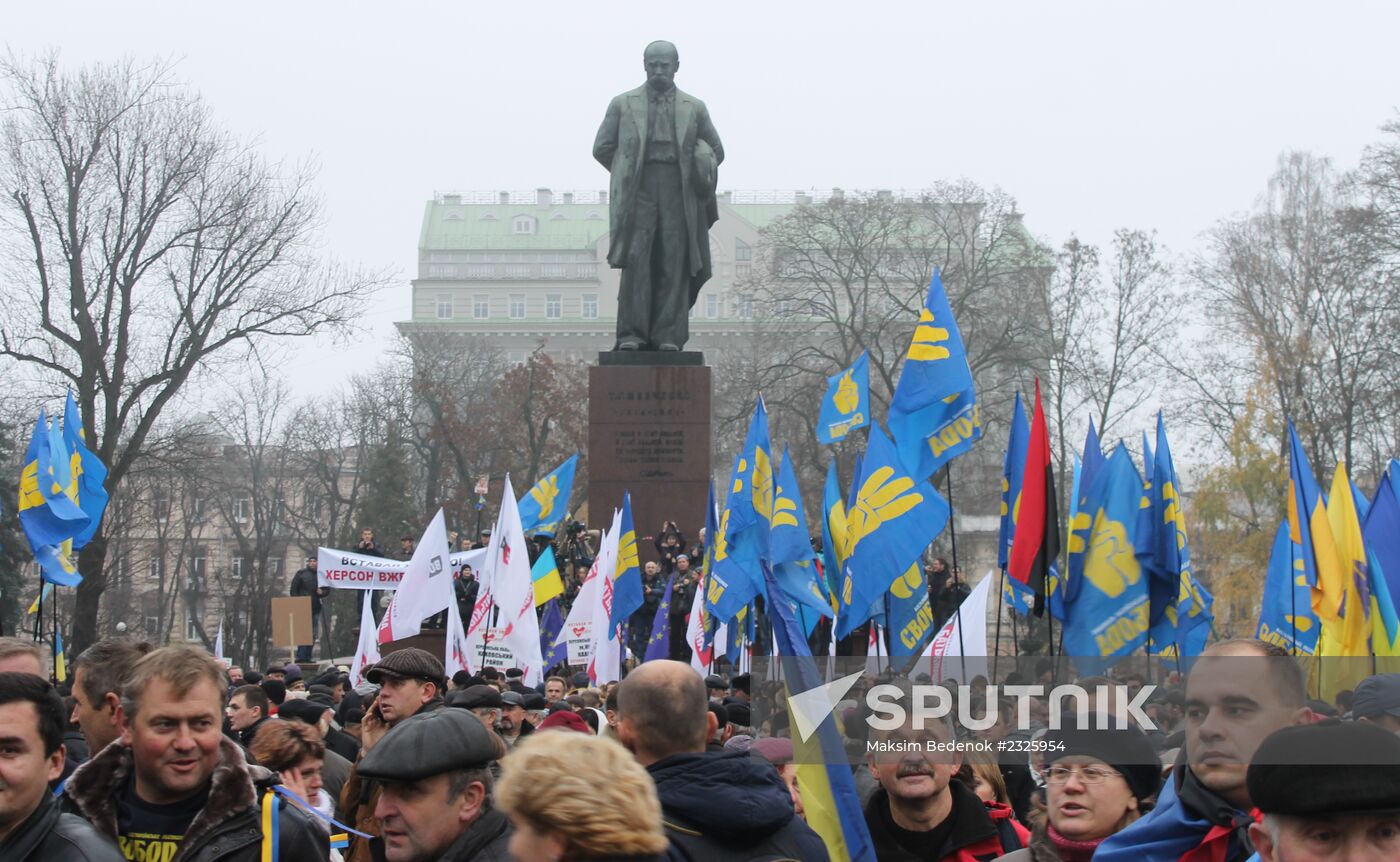 "For a European Ukraine" rally in Kiev