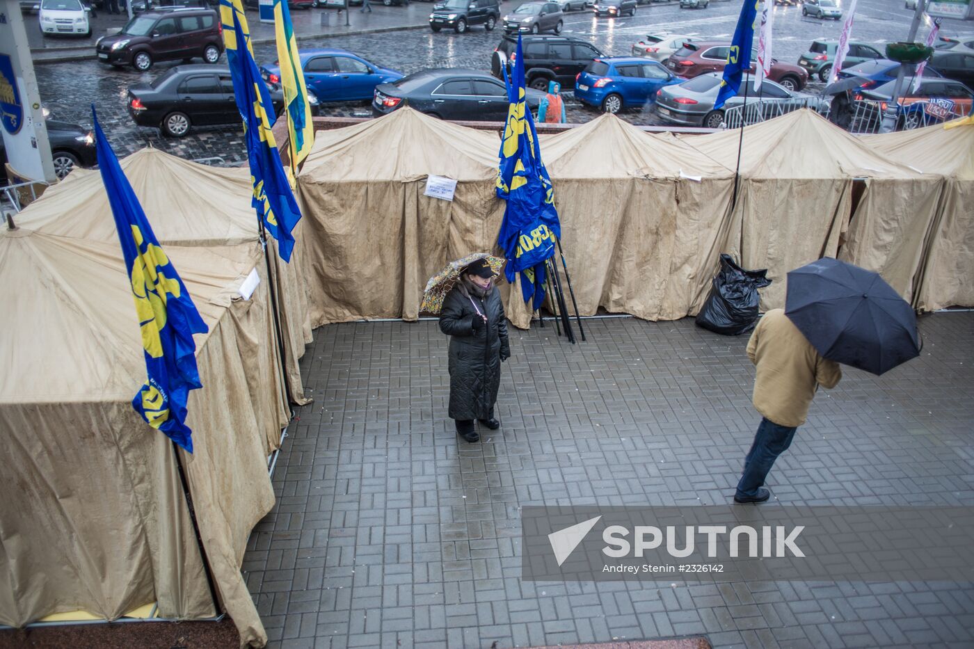 Tent camp set up by supporters of Ukraine's integration with EU