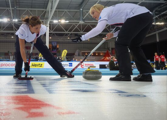 European Curling Championships. Day Three