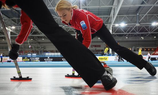 European Curling Championships. Day Three