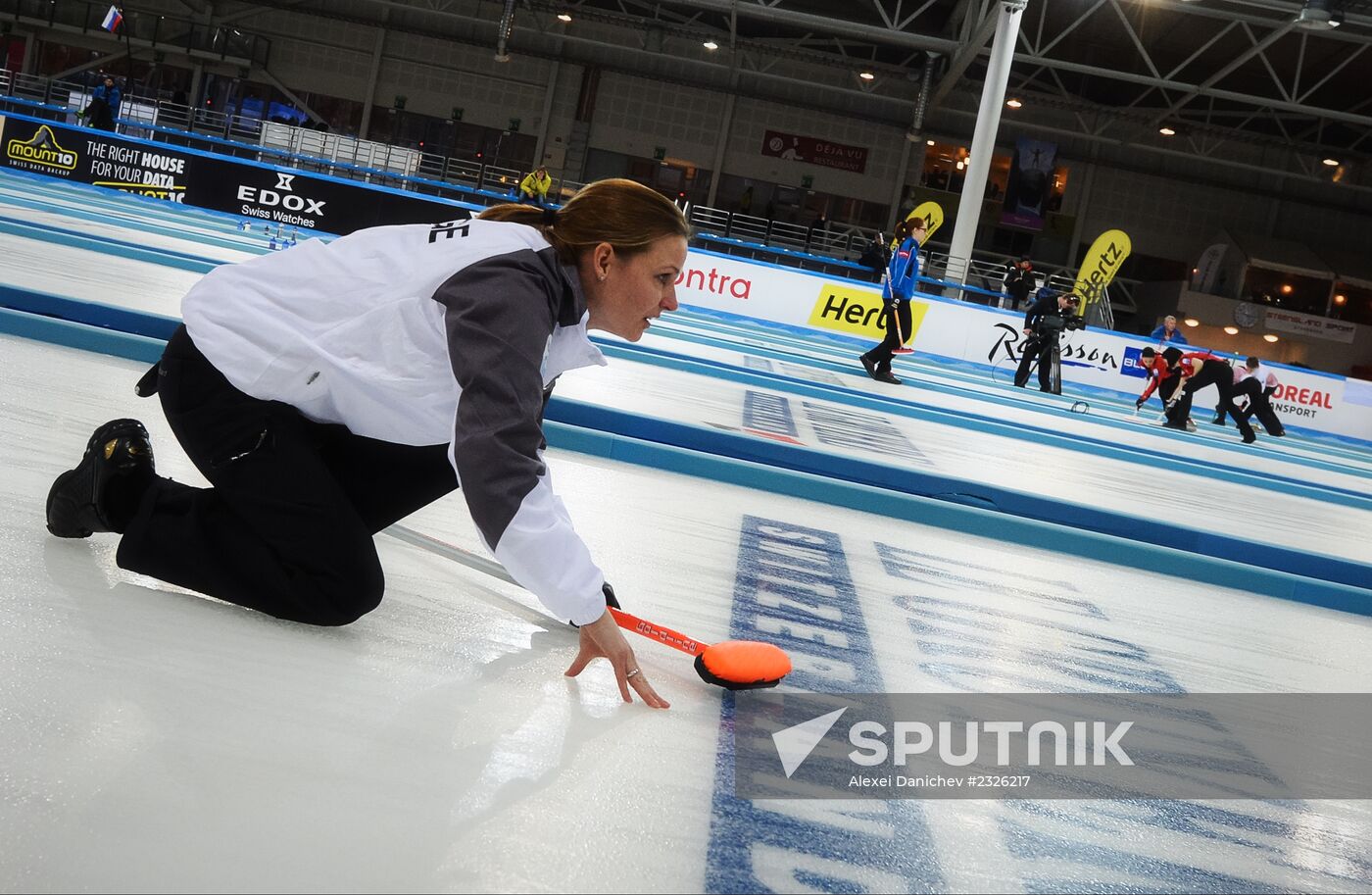 European Curling Championships. Day Three