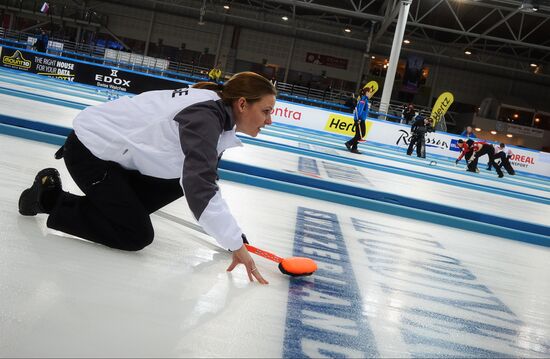 European Curling Championships. Day Three