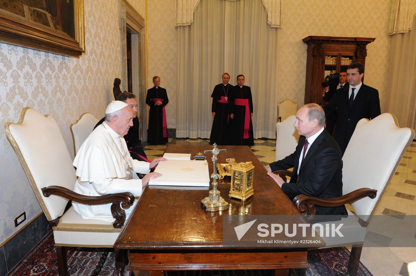 Vladimir Putin visits Vatican