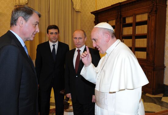 Vladimir Putin visits Vatican