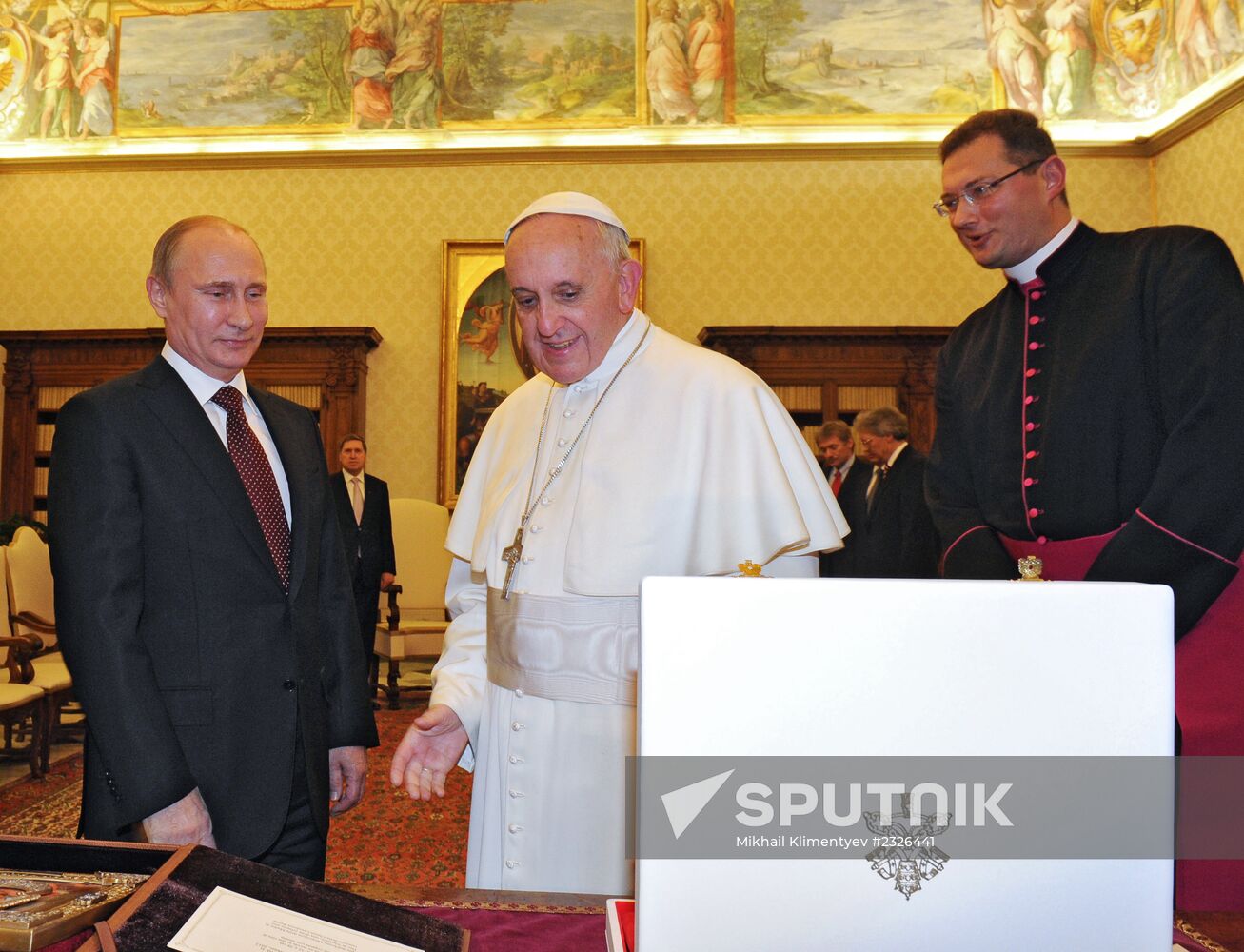 Vladimir Putin visits Vatican