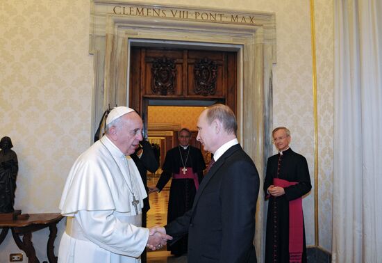 Vladimir Putin visits the Vatican