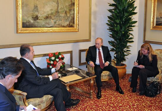 Vladimir Putin visits Italy