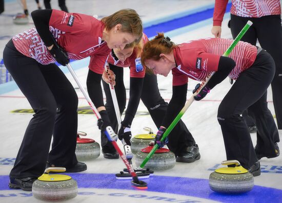 European Curling Championships. Day Three