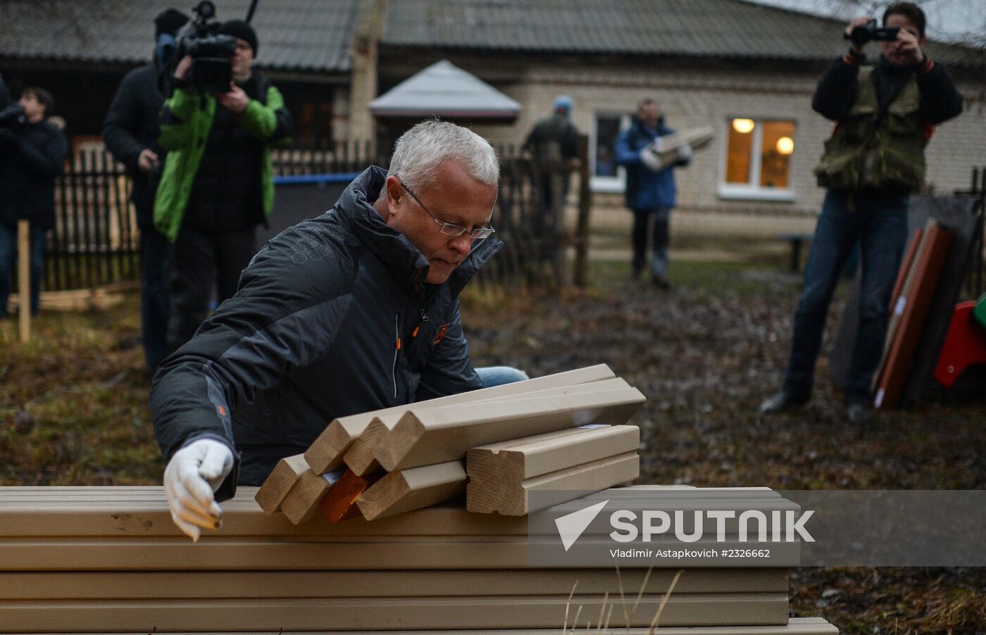 Banker Lebedev arrives in a Tula village for mandatory community service