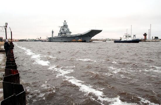 Indian Vikramaditya aircraft carrier leaves Severodvinsk