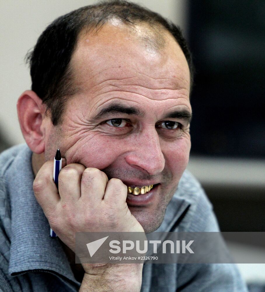 Migrants learn Russian at Far Eastern Federal University