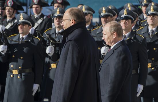 Vladimir Putin visits Italy