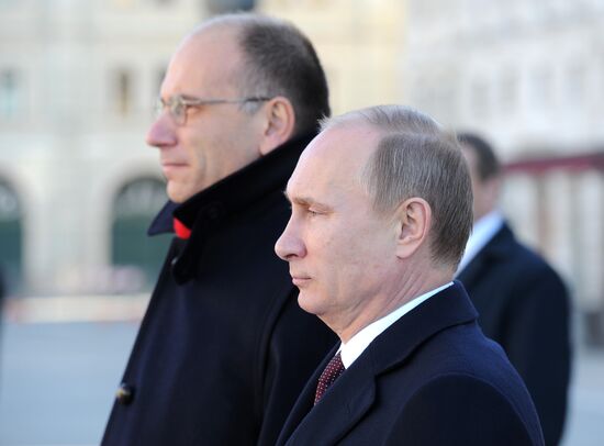 Vladimir Putin visits Italy