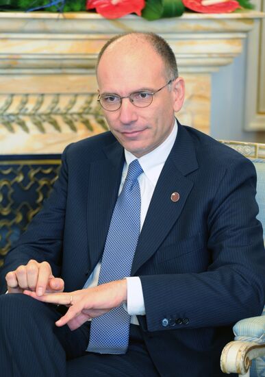 Vladimir Putin visits Italy