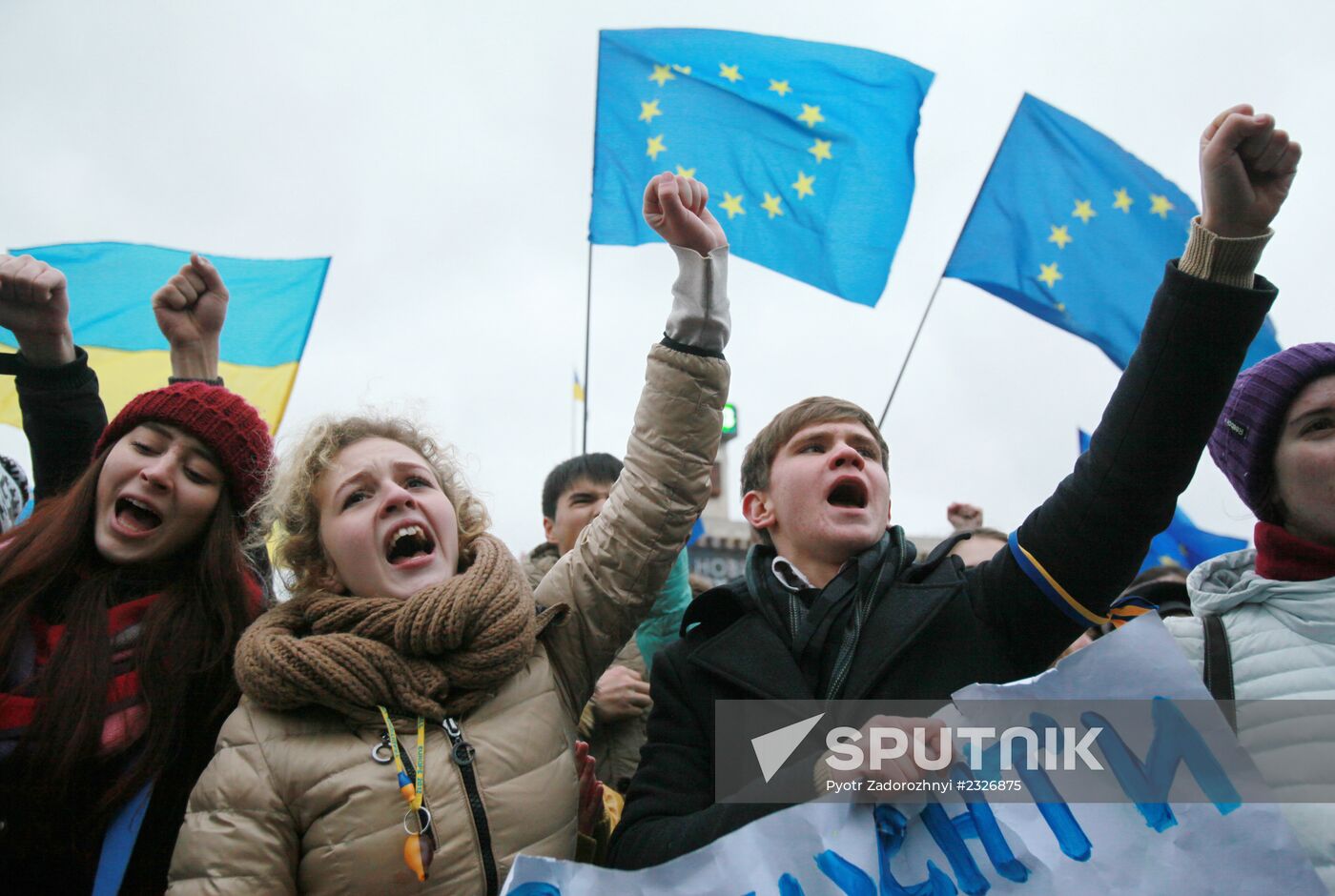 Riots in Ukraine after government refusal to join EU