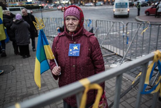 Riots in Ukraine after government refusal to join EU
